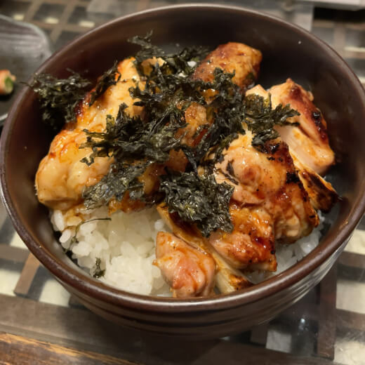 友酒家　焼き鳥丼
